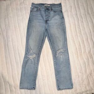 Levi Wedgie Straight sz 28